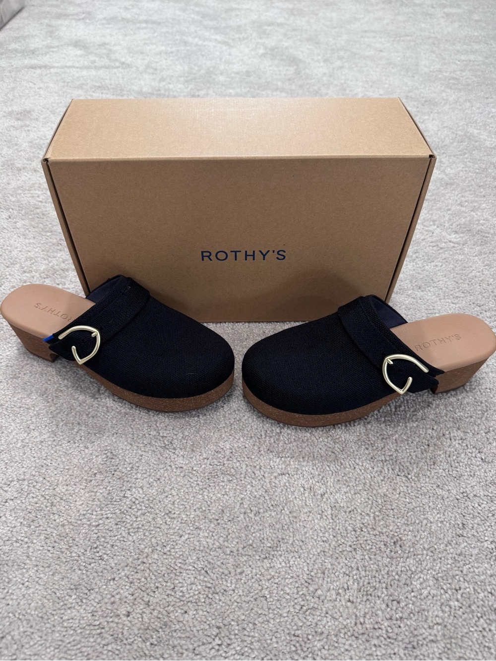 Rothy's Women's Black Classic clog